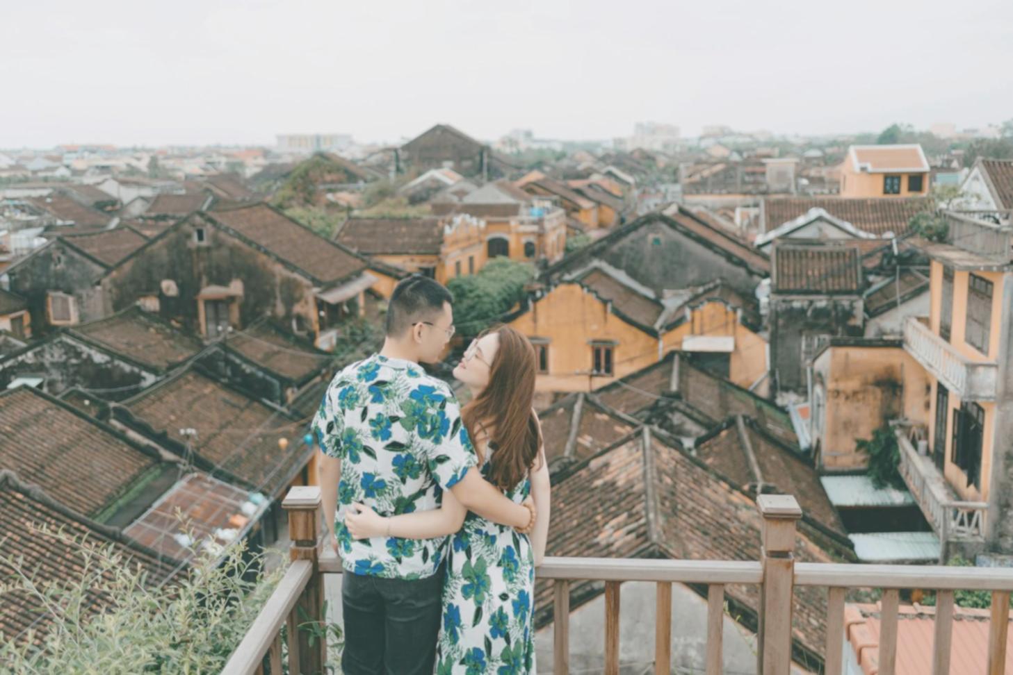 Современный офис с технологическим оборудованием для анализа правовой информации